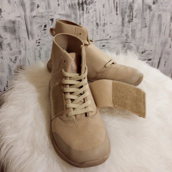 Zara fashion hightop sneakers - Picture 2 of 6